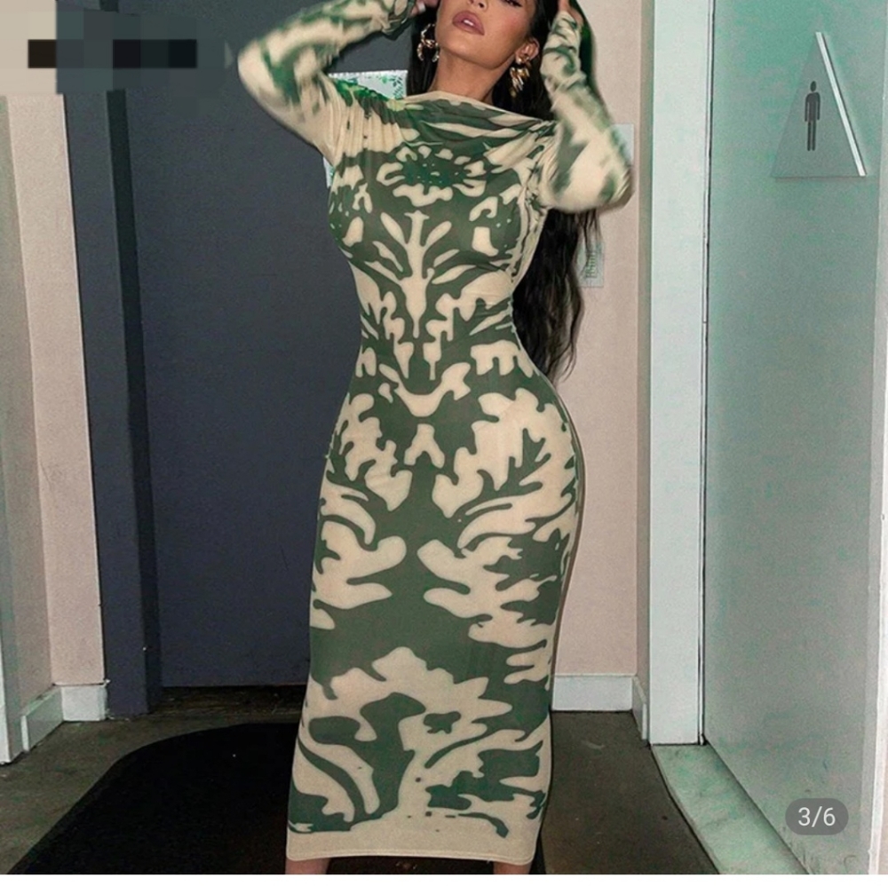 Long Sleeve Sexy Backless Dress